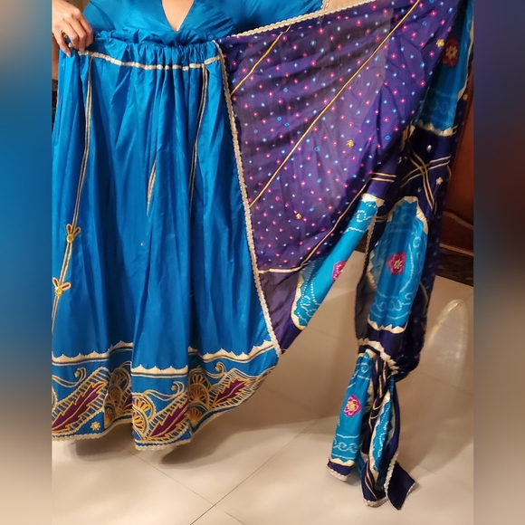 Chaniya choli/Lehenga/ Bandhoni Sari! Saree with ready-made blouse! - Picture 13 of 17